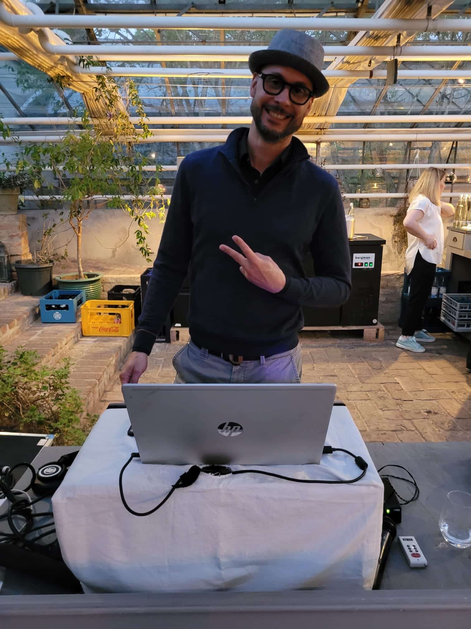 Dj Luki - günstiger Hochzeits DJ München - FindADJ
